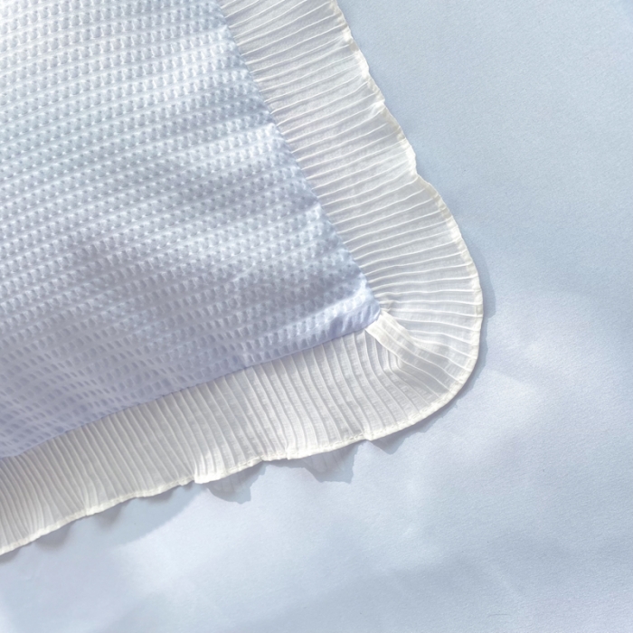 91家纺网 家纺一手货源 找家纺 慕澄家纺 2022新款华夫格雪纺花边四件套 天空蓝