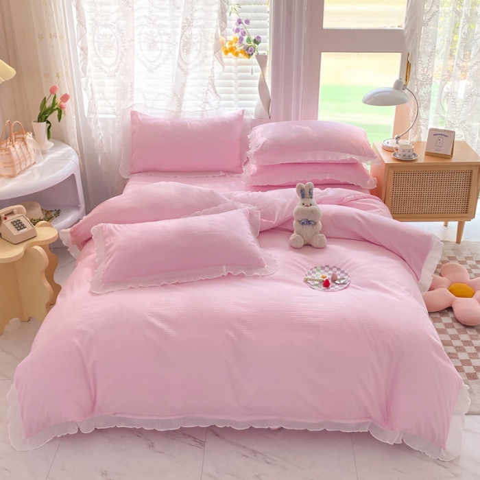 91家纺网 家纺一手货源 找家纺 慕澄家纺 2022新款华夫格雪纺花边四件套 樱花粉