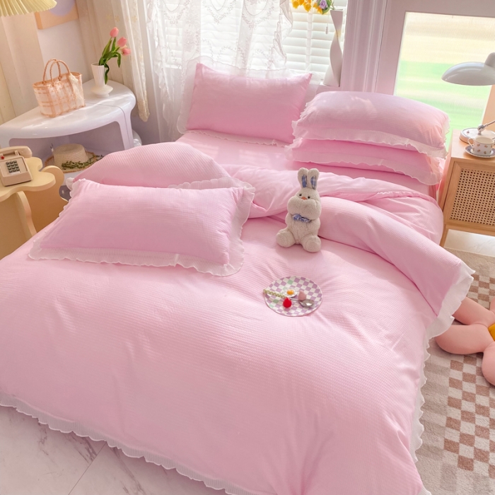 91家纺网 家纺一手货源 找家纺 慕澄家纺 2022新款华夫格雪纺花边四件套 樱花粉