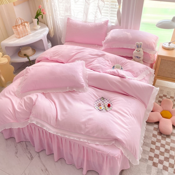 91家纺网 家纺一手货源 找家纺 慕澄家纺 2022新款华夫格雪纺花边四件套 樱花粉