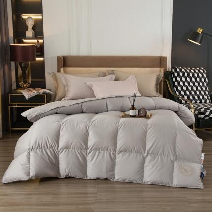 91家纺网 家纺一手货源 找家纺 新款全棉贡缎暖悠鹅绒被（被头脱卸款）羽绒被