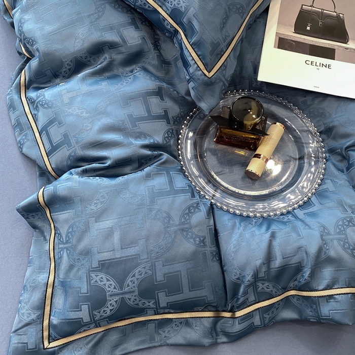 91家纺网 家纺一手货源 找家纺 优悦生活馆 2024新款工艺款提花磨毛四件套 格拉迪斯-宾利蓝