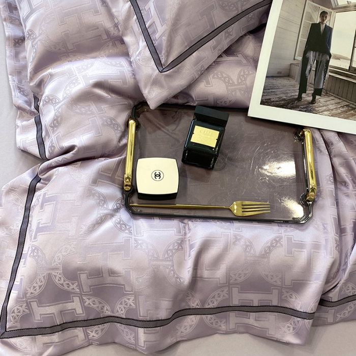 91家纺网 家纺一手货源 找家纺 优悦生活馆 2024新款工艺款提花磨毛四件套 格拉迪斯-浅紫