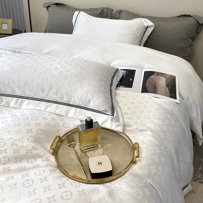 91家纺网 家纺一手货源 找家纺 优悦生活馆 2024新款工艺款提花磨毛四件套 路易世家-米白