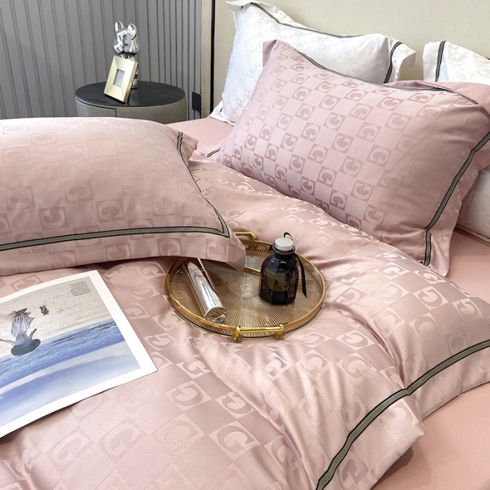 91家纺网 家纺一手货源 找家纺 优悦生活馆 2024新款工艺款提花磨毛四件套 马丁-豆沙