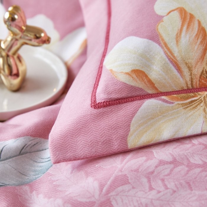 91家纺网 家纺一手货源 找家纺 杜先生 2023新款全棉加厚磨毛系列四件套甜花拾影-粉