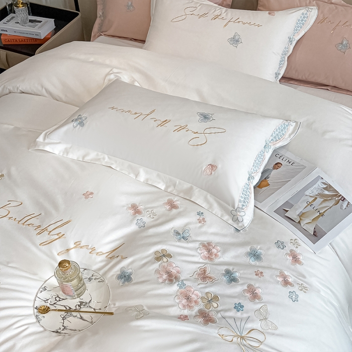 91家纺网 家纺一手货源 找家纺 理想家 2022新款13372全棉刺绣四件套-手捧花 白