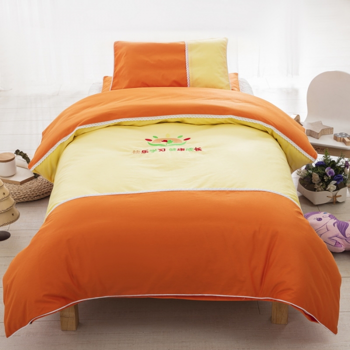 91家纺网 家纺一手货源 找家纺 乐秀22新款绣花款40支全棉幼儿园被子三件套六件套 三拼-橙