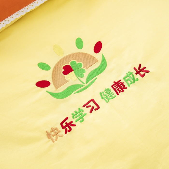 91家纺网 家纺一手货源 找家纺 乐秀22新款绣花款40支全棉幼儿园被子三件套六件套 三拼-橙