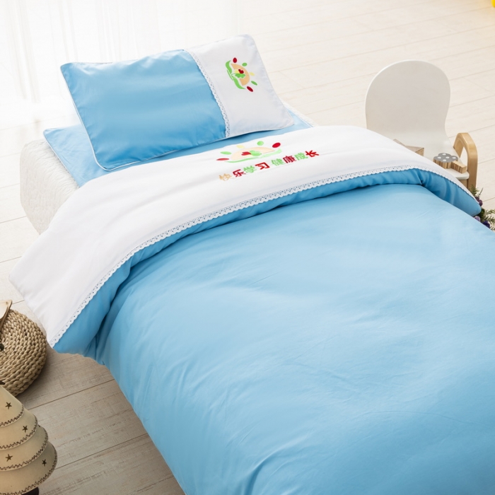 91家纺网 家纺一手货源 找家纺 乐秀22新款绣花款40支全棉幼儿园被子三件套六件套 双拼-蓝