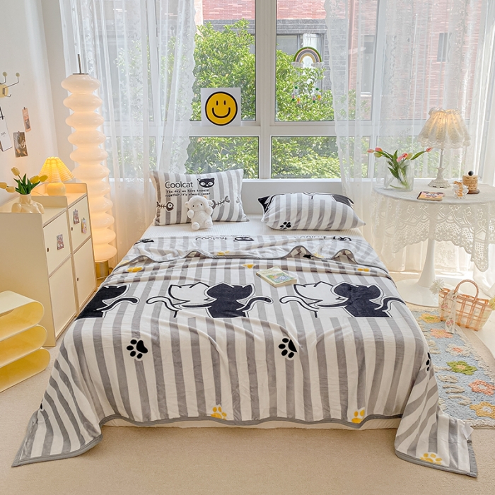 91家纺网 家纺一手货源 找家纺 慕尚家纺 2022新款300g雪绒绒牛奶毛毯 背影猫咪