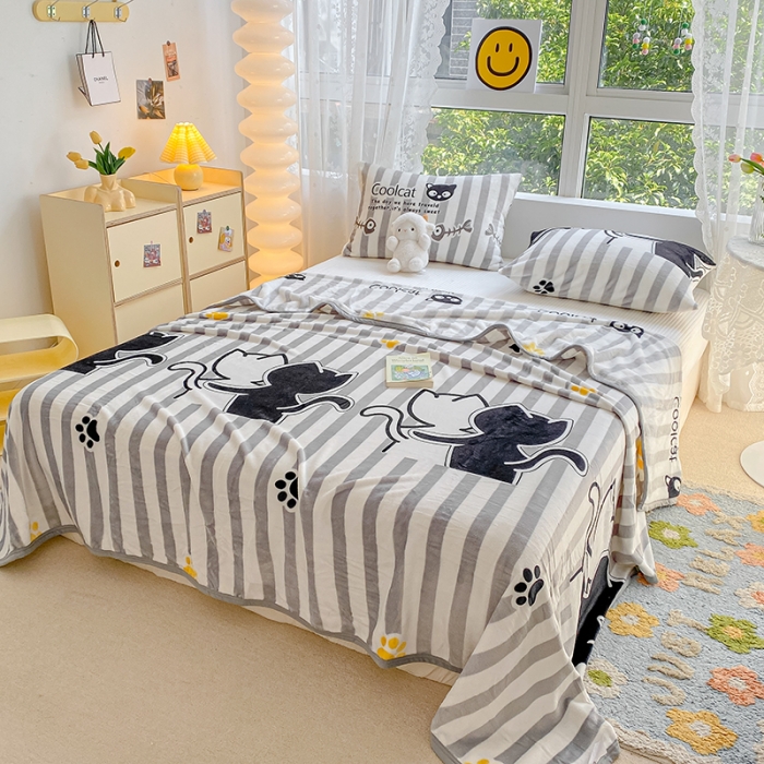 91家纺网 家纺一手货源 找家纺 慕尚家纺 2022新款300g雪绒绒牛奶毛毯 背影猫咪