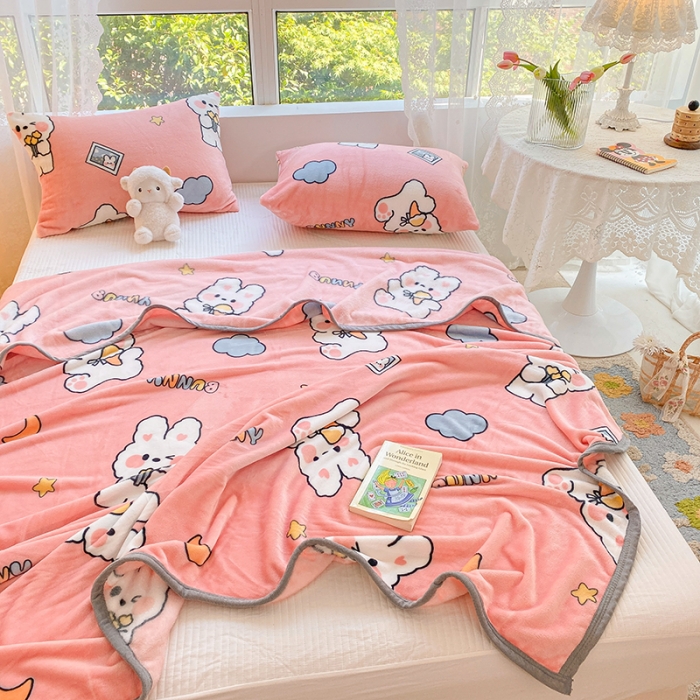 91家纺网 家纺一手货源 找家纺 慕尚家纺 2022新款300g雪绒绒牛奶毛毯 快乐小兔