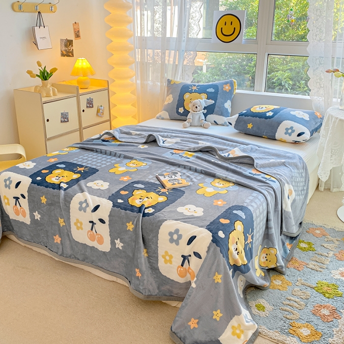 91家纺网 家纺一手货源 找家纺 慕尚家纺 2022新款300g雪绒绒牛奶毛毯 快乐熊