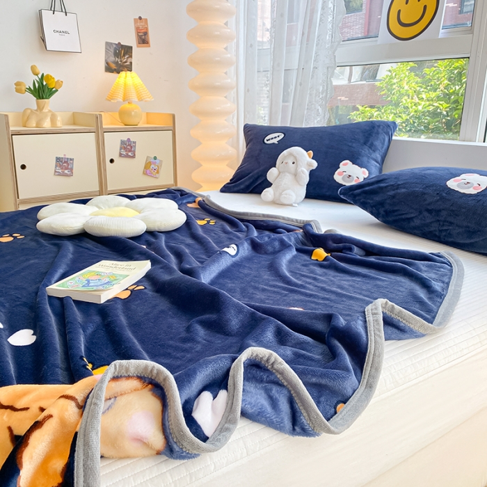 91家纺网 家纺一手货源 找家纺 慕尚家纺 2022新款300g雪绒绒牛奶毛毯 淘气熊