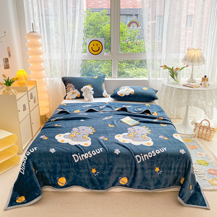 91家纺网 家纺一手货源 找家纺 慕尚家纺 2022新款300g雪绒绒牛奶毛毯 小恐龙