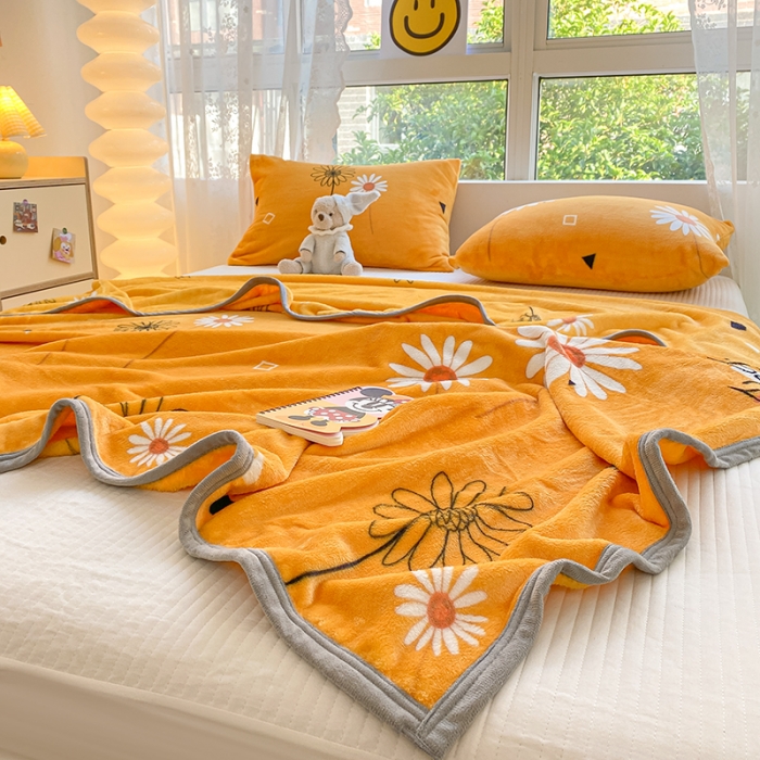 91家纺网 家纺一手货源 找家纺 慕尚家纺 2022新款300g雪绒绒牛奶毛毯 幸运花