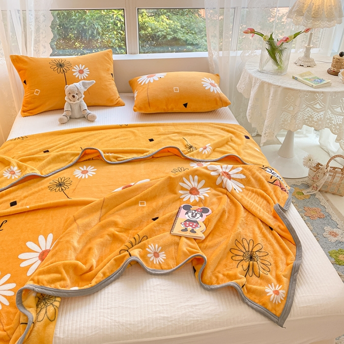 91家纺网 家纺一手货源 找家纺 慕尚家纺 2022新款300g雪绒绒牛奶毛毯 幸运花