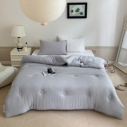 91家纺网 家纺一手货源 找家纺 星期八2022新款水洗棉纯色春夏秋冬被 灰色