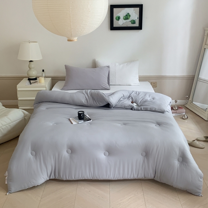 91家纺网 家纺一手货源 找家纺 星期八2022新款水洗棉纯色春夏秋冬被 灰色