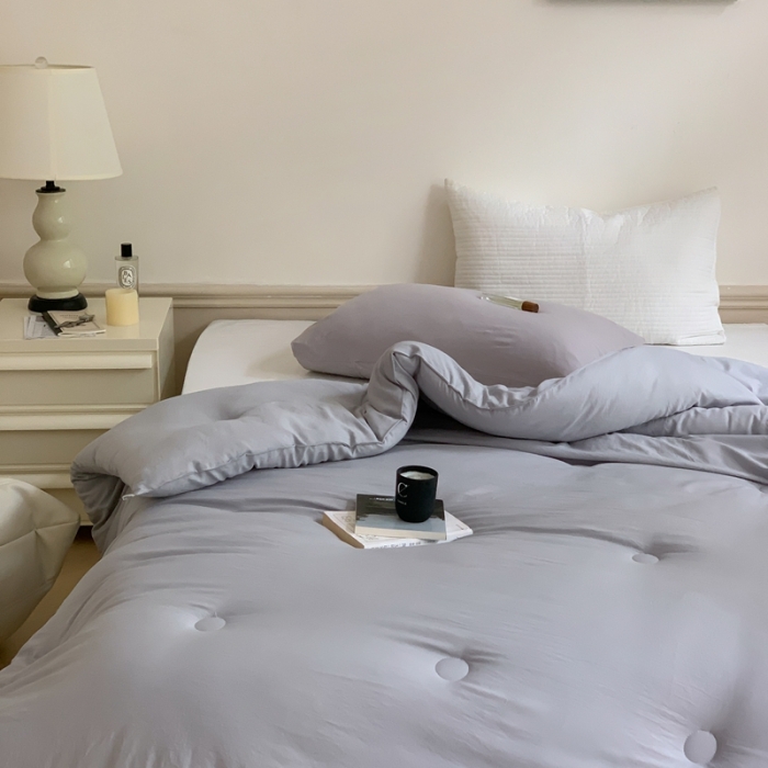 91家纺网 家纺一手货源 找家纺 星期八2022新款水洗棉纯色春夏秋冬被 灰色