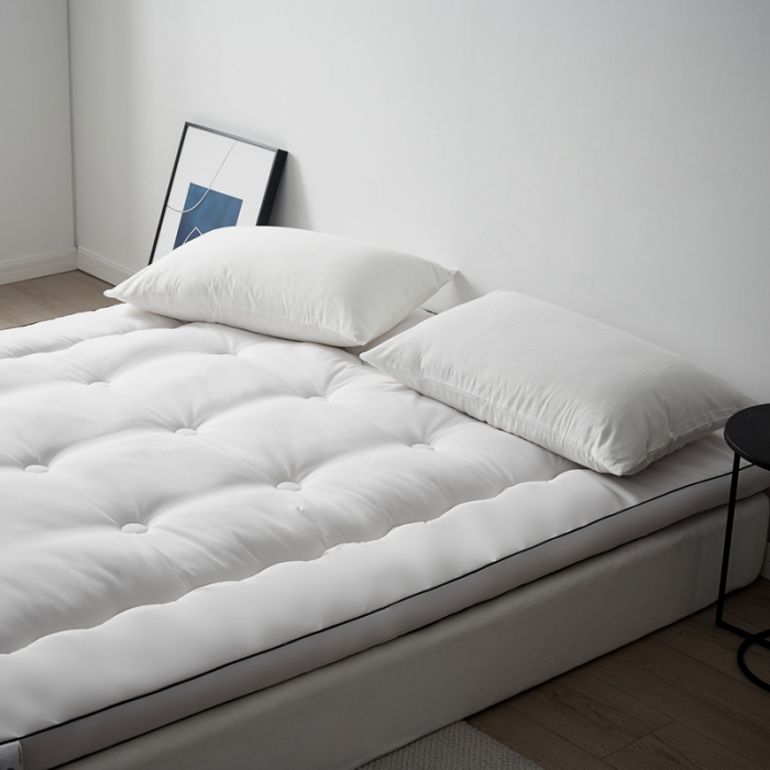 91家纺网 家纺一手货源 找家纺 卡派家纺 2022绣花大豆纤维立体床垫 高雅-白