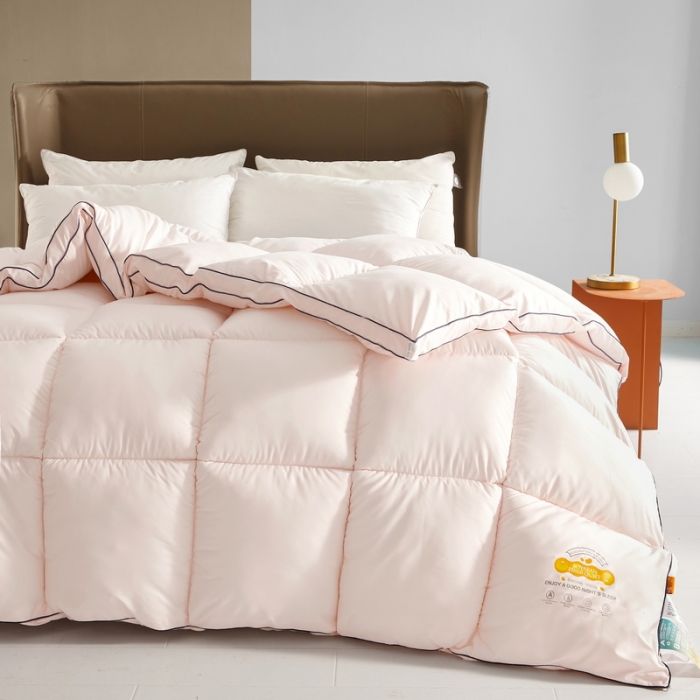 91家纺网 家纺一手货源 找家纺 卡派2023新款方格立体和单边亲肤大豆四季被立体方格被-玉色