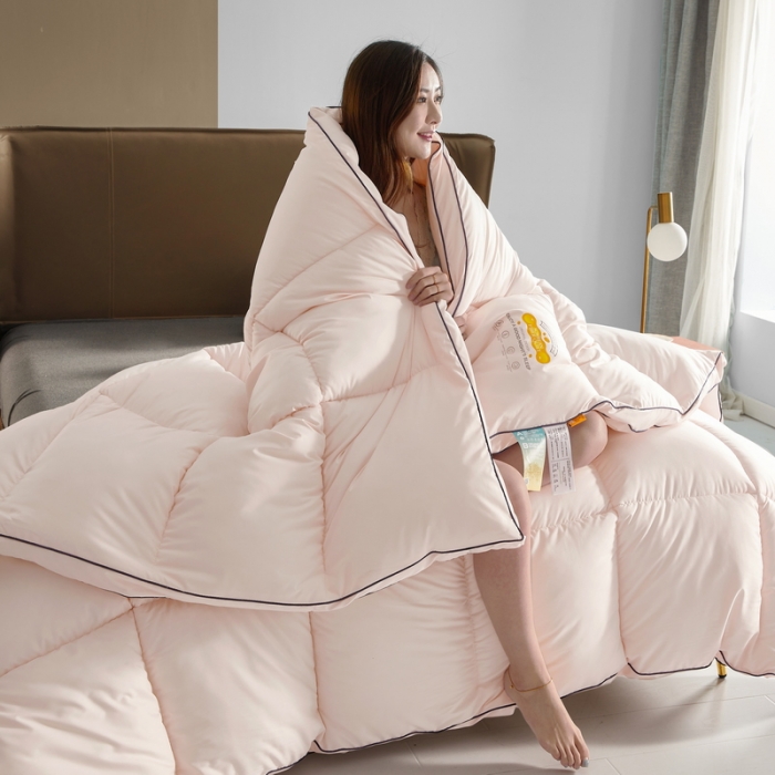 91家纺网 家纺一手货源 找家纺 卡派2023新款方格立体和单边亲肤大豆四季被立体方格被-玉色