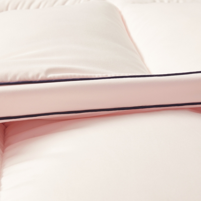 91家纺网 家纺一手货源 找家纺 卡派2023新款方格立体和单边亲肤大豆四季被立体方格被-玉色