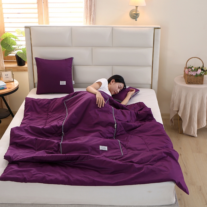 91家纺网 家纺一手货源 找家纺 照世家纺 2022新款13372全棉贴布绣系列抱枕被 帝王紫