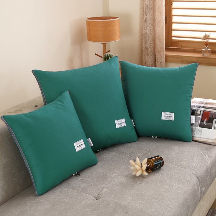 91家纺网 家纺一手货源 找家纺 照世家纺 2022新款13372全棉贴布绣系列抱枕被 湖蓝