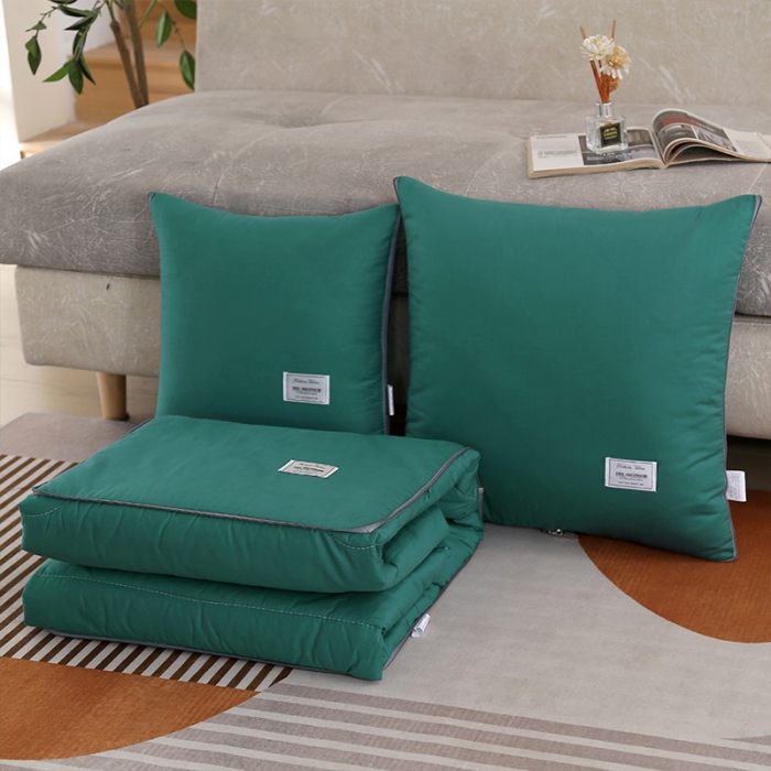 91家纺网 家纺一手货源 找家纺 照世家纺 2022新款13372全棉贴布绣系列抱枕被 湖蓝