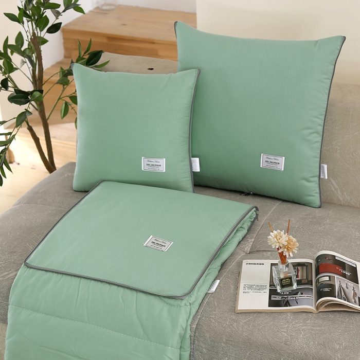 91家纺网 家纺一手货源 找家纺 照世家纺 2022新款13372全棉贴布绣系列抱枕被 绿色