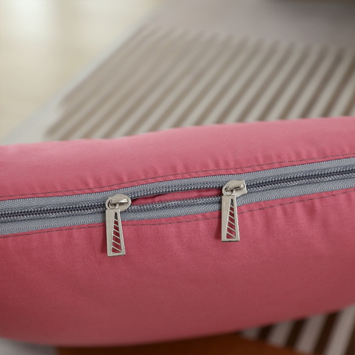 91家纺网 家纺一手货源 找家纺 照世家纺 2022新款13372全棉贴布绣系列抱枕被 胭脂粉