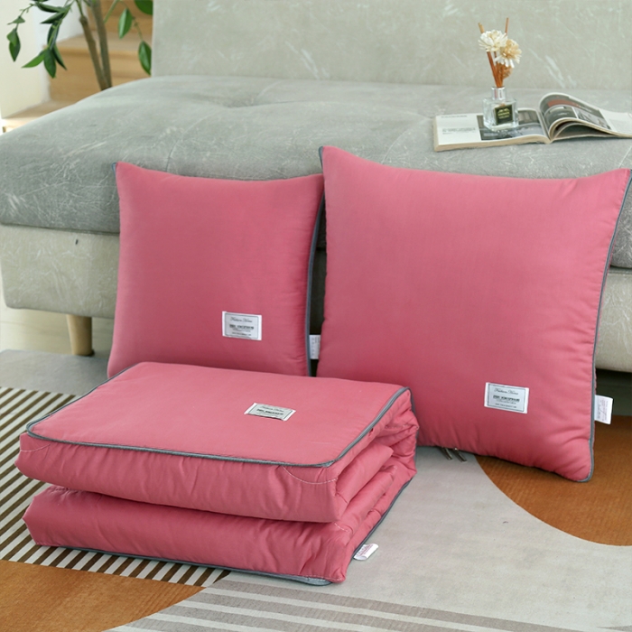 91家纺网 家纺一手货源 找家纺 照世家纺 2022新款13372全棉贴布绣系列抱枕被 胭脂粉