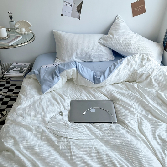 91家纺网 家纺一手货源 找家纺 曼谷 新款泡泡四件套博主同款立体小泡芙四件套 白蓝泡泡