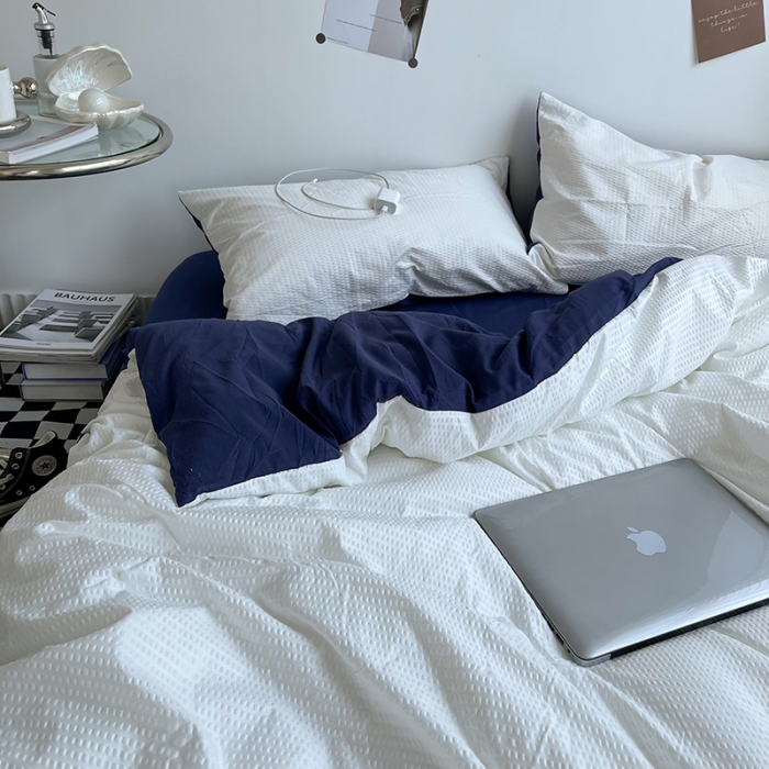 91家纺网 家纺一手货源 找家纺 曼谷 新款泡泡四件套博主同款立体小泡芙四件套 蓝靛泡泡