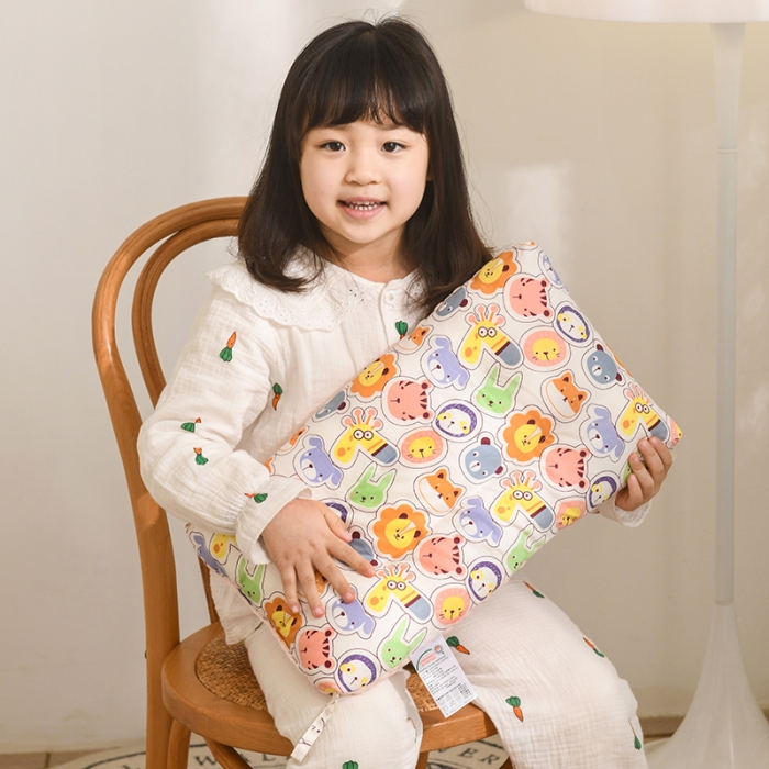 91家纺网 家纺一手货源 找家纺 十九色 儿童豆豆凉枕四季枕定型枕30*50cm 安静