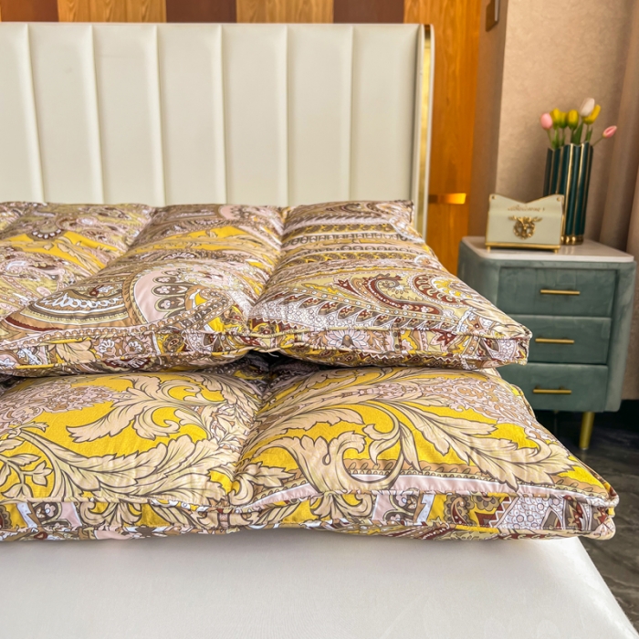 91家纺网 家纺一手货源 找家纺 织梦人羽绒被95级鹅绒120支全棉活性印花大量现货 奢羽金