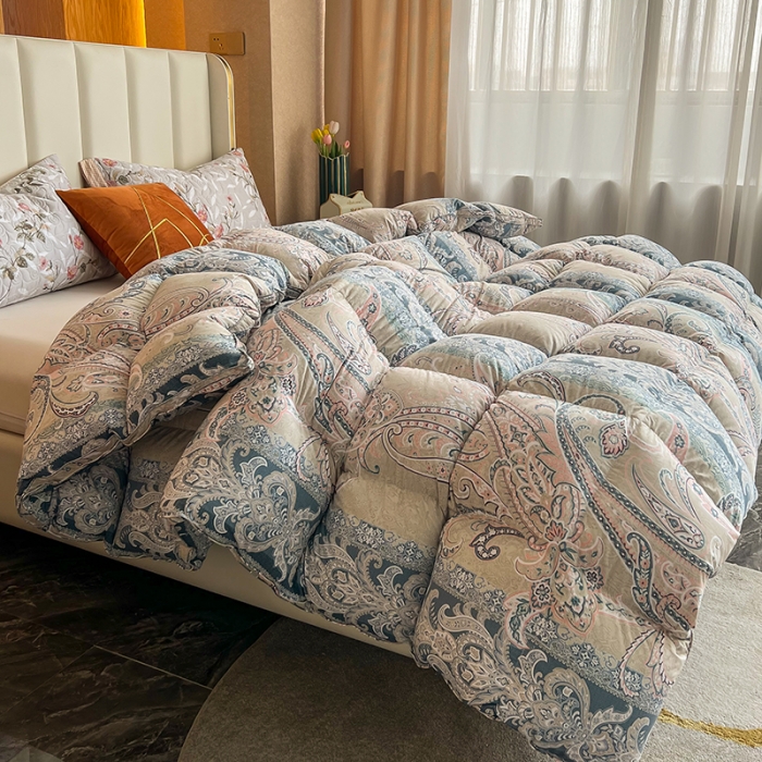 91家纺网 家纺一手货源 找家纺 织梦人95级鹅绒被120支全棉活性印花大量现货花叶海棠-灰绿