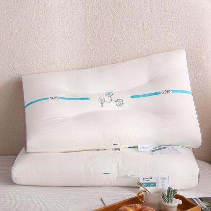 91家纺网 家纺一手货源 找家纺 （总）拾光枕芯 2023新款小氨芯护颈乳胶立体分区羽丝绒枕头枕芯