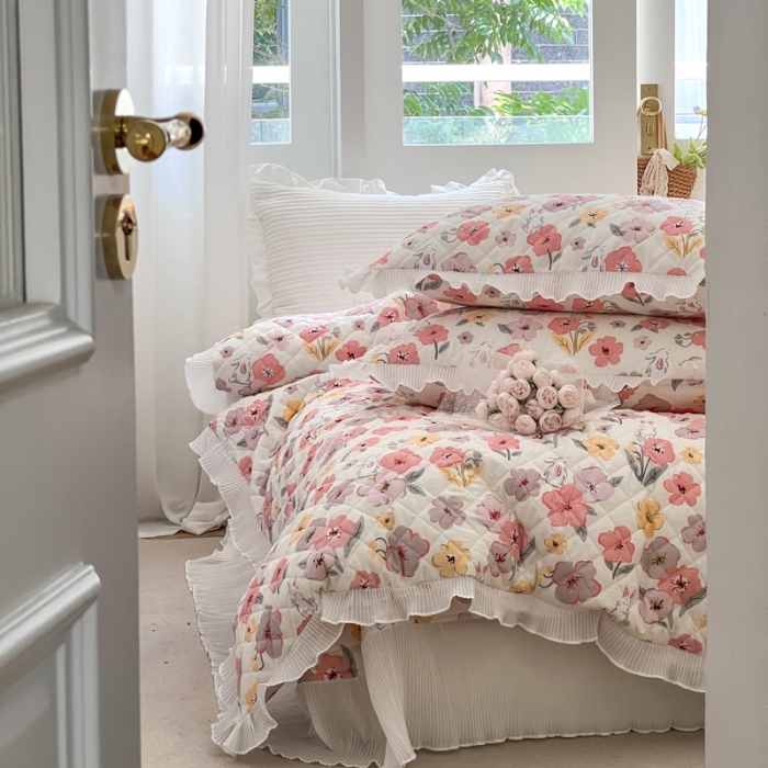 91家纺网 家纺一手货源 找家纺 淑女公社家纺 2022新款四季多功能全夹棉四件套 花园兔