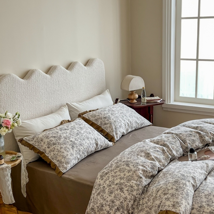 91家纺网 家纺一手货源 找家纺 汇庭 2022新款艾莎四件套棚拍 安莉