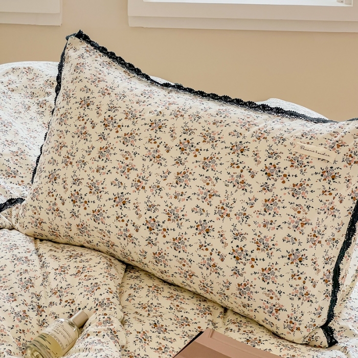 91家纺网 家纺一手货源 找家纺 汇庭 2022新款艾莎四件套棚拍 波纹绿