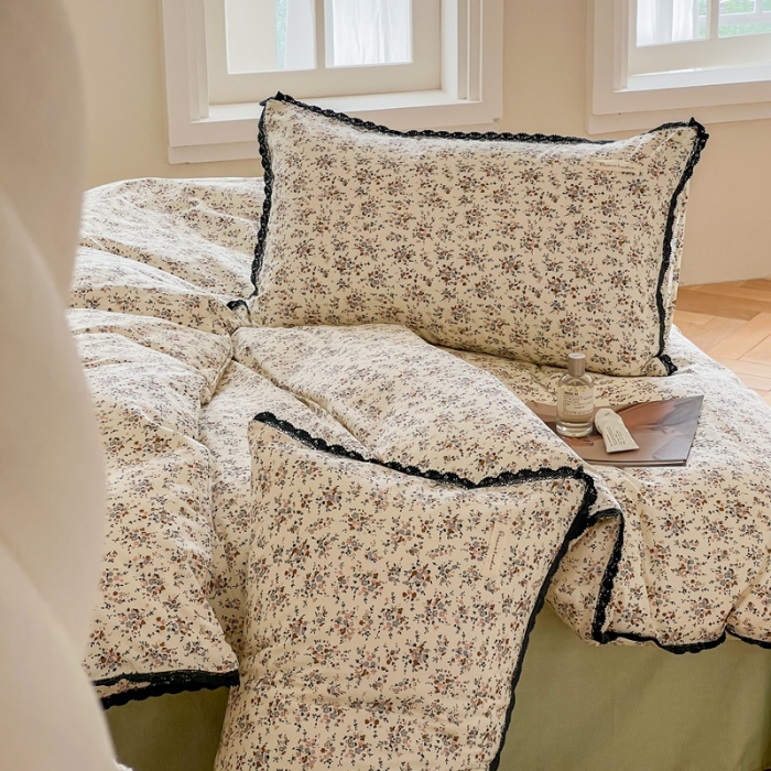 91家纺网 家纺一手货源 找家纺 汇庭 2022新款艾莎四件套棚拍 波纹绿