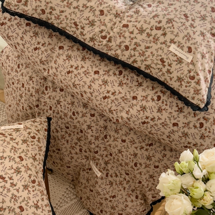 91家纺网 家纺一手货源 找家纺 汇庭 2022新款艾莎四件套棚拍 叮多多