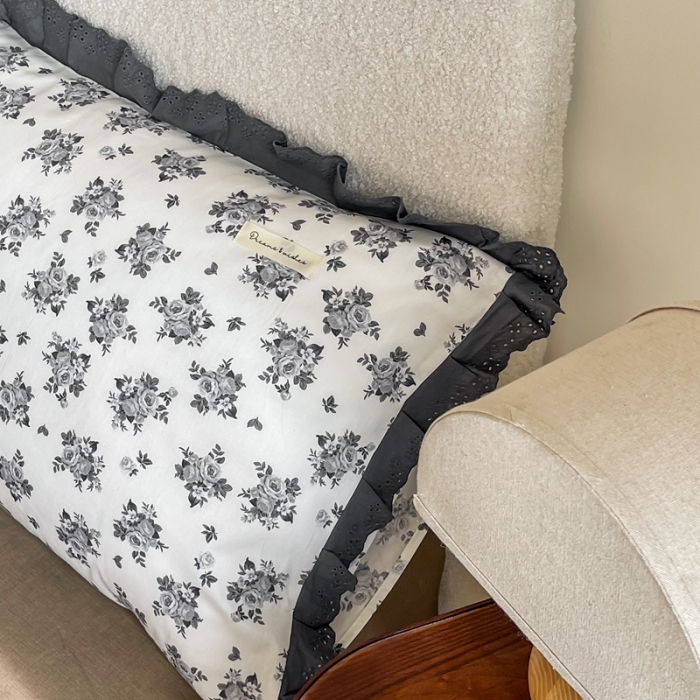 91家纺网 家纺一手货源 找家纺 汇庭 2022新款艾莎四件套棚拍 拉菲利