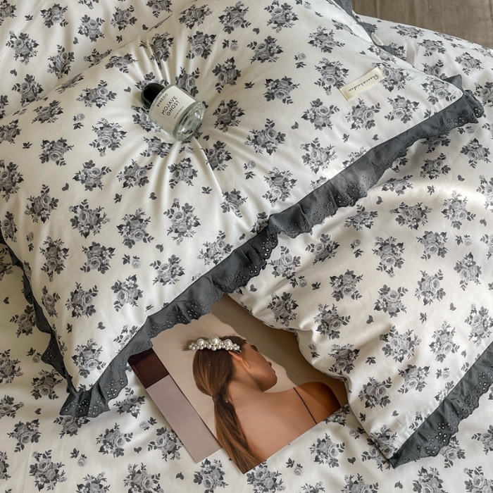 91家纺网 家纺一手货源 找家纺 汇庭 2022新款艾莎四件套棚拍 拉菲利