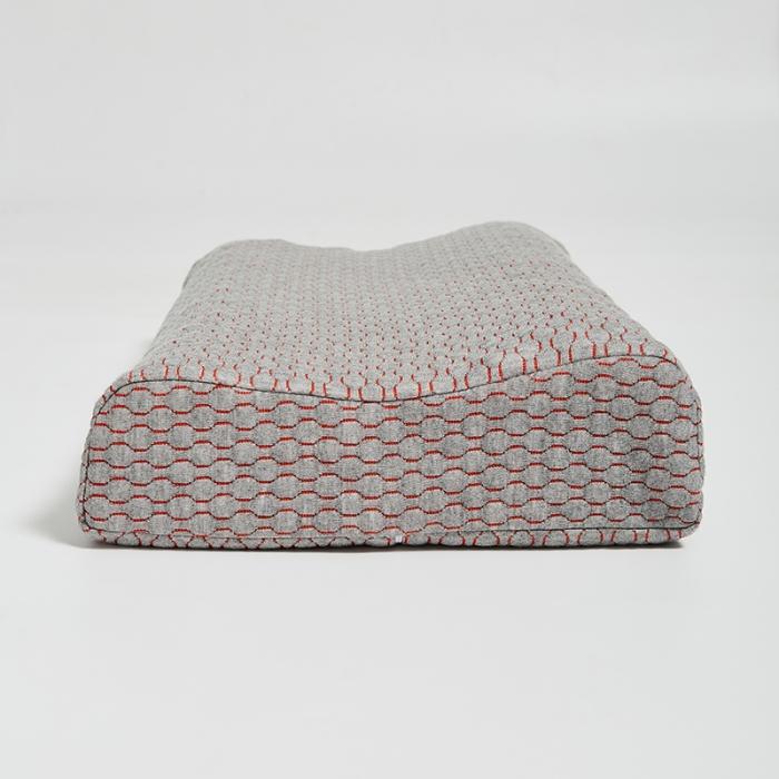 91家纺网 家纺一手货源 找家纺 石墨烯竹炭曲线乳胶枕头高低平滑颈椎乳胶枕芯单只