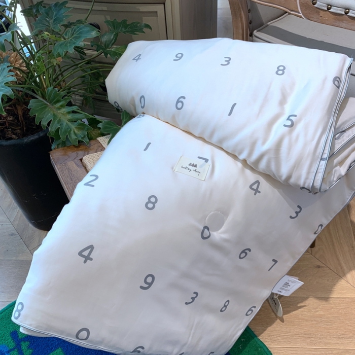 91家纺网 家纺一手货源 找家纺 汇庭 2022新款2米天丝棉夏被 小幸运